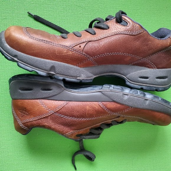 New Ecco Tan Leather Full Grain Sneakers (Size EU 43; US 10) - Picture 4 of 14